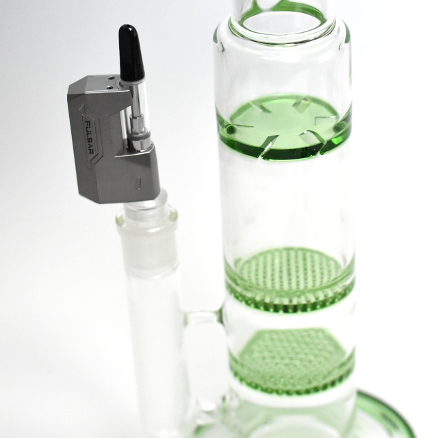 トルネードダブルハニカムビッグ４層式アイスガラスボング with Pulsar GiGi H2O 510 Battery