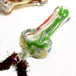 ガラスパイプネックレス
