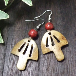 ウッドきのこピアス