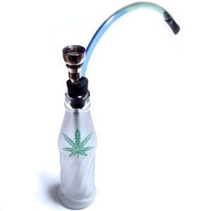 マリファナ/大麻/ガンジャ柄ボトル型水パイプ